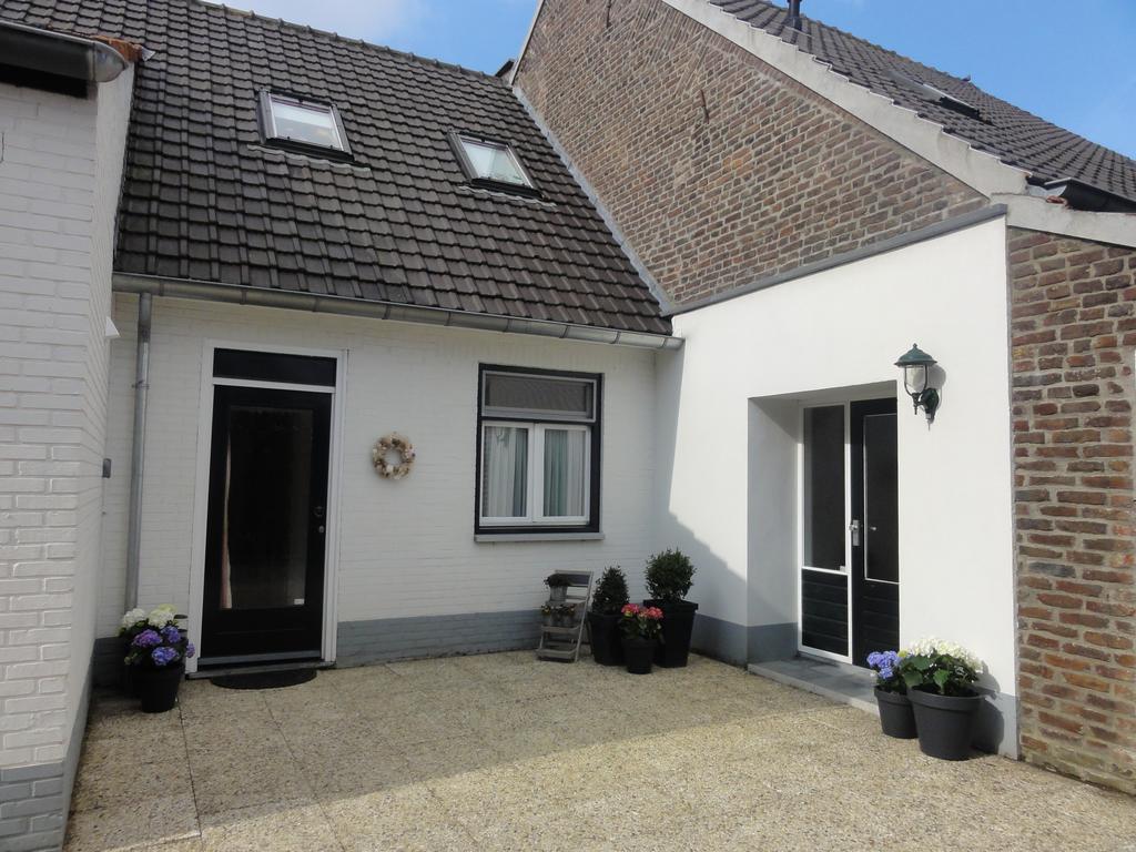 B&B Appartementen Engelenhof Stevensweert Room photo