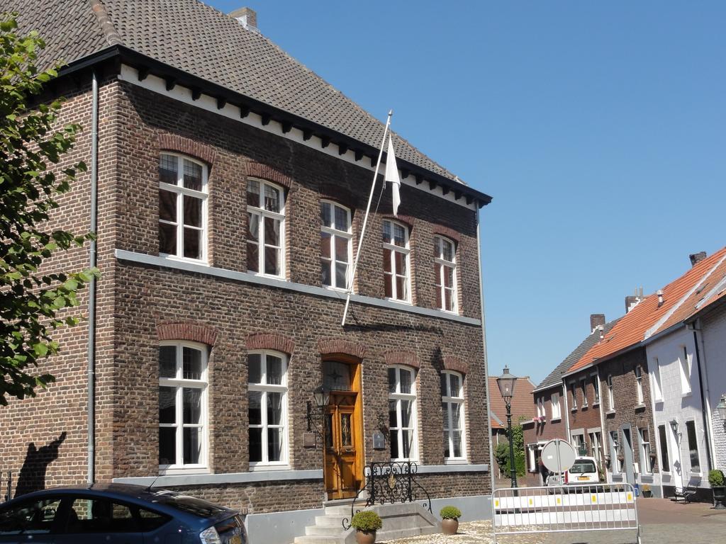 B&B Appartementen Engelenhof Stevensweert Exterior photo